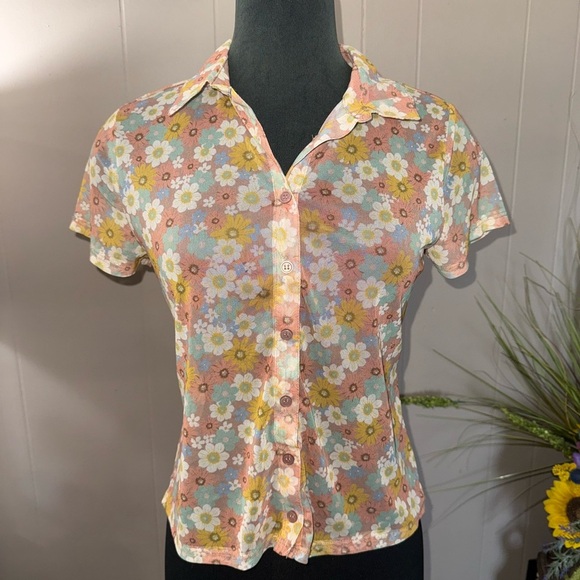 Belle Du Jour • Sheer Floral Button Down - Picture 1 of 9